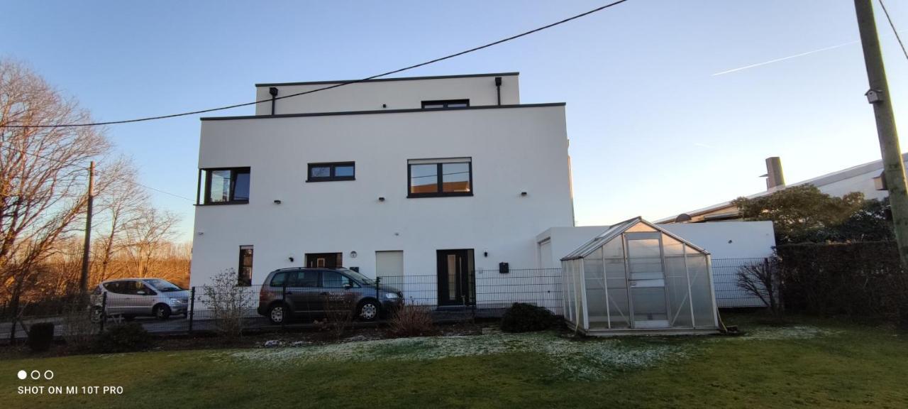 Neue Doppelhaushaelfte Mit Terrasse, Balkon Und Garten Remscheid Eksteriør bilde
