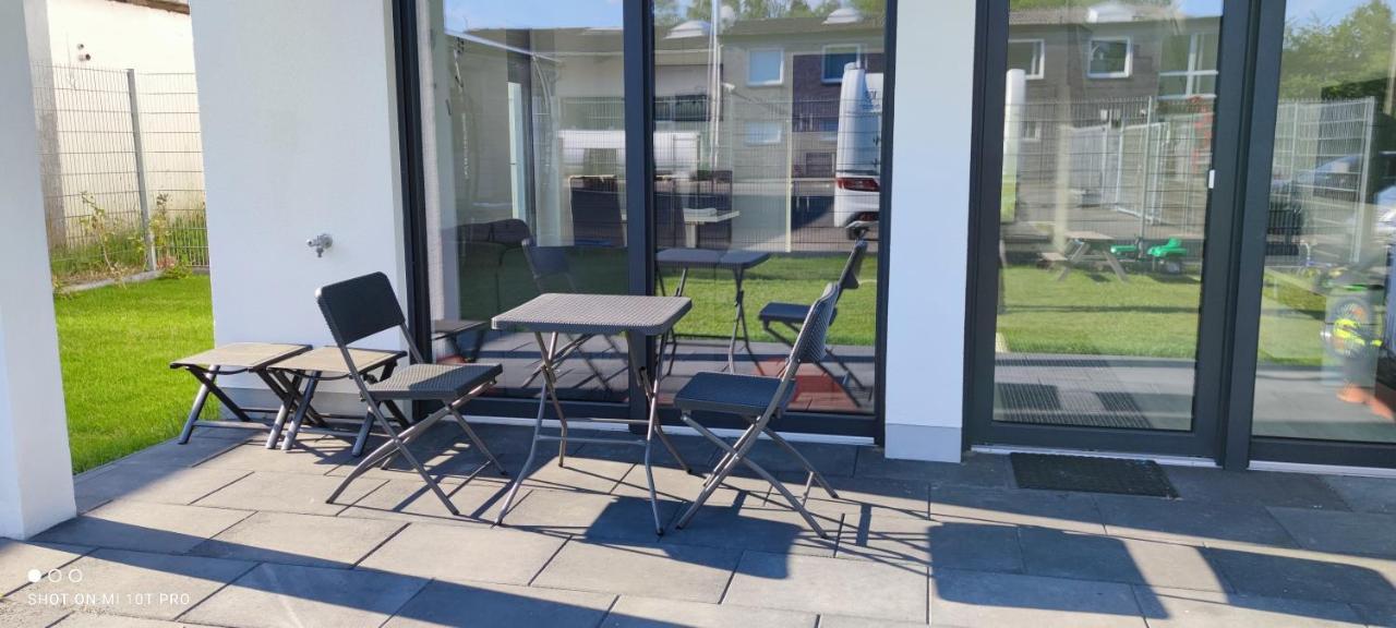 Neue Doppelhaushaelfte Mit Terrasse, Balkon Und Garten Leilighet Remscheid Eksteriør bilde